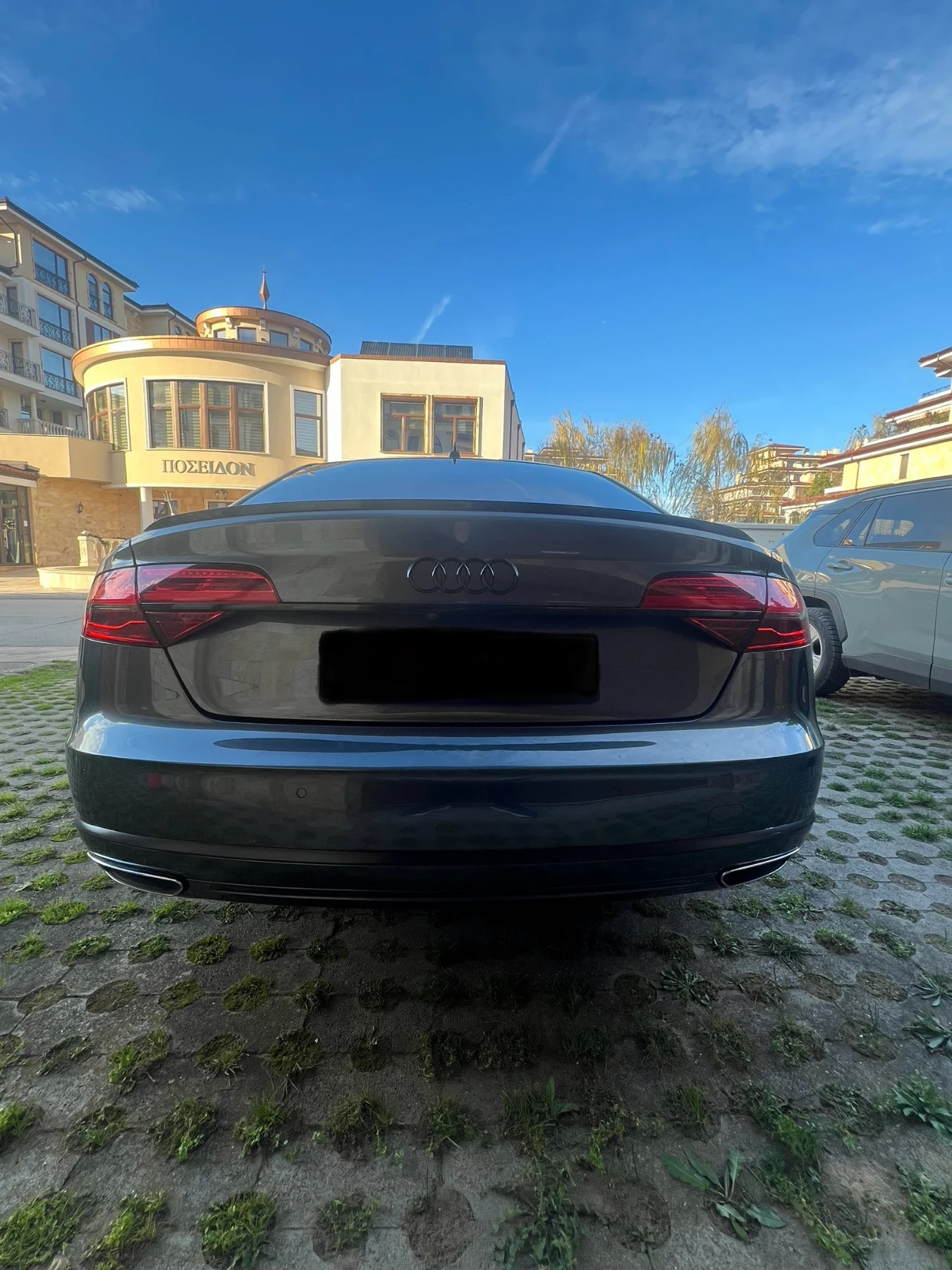 Audi A8 Exclusive  - изображение 5