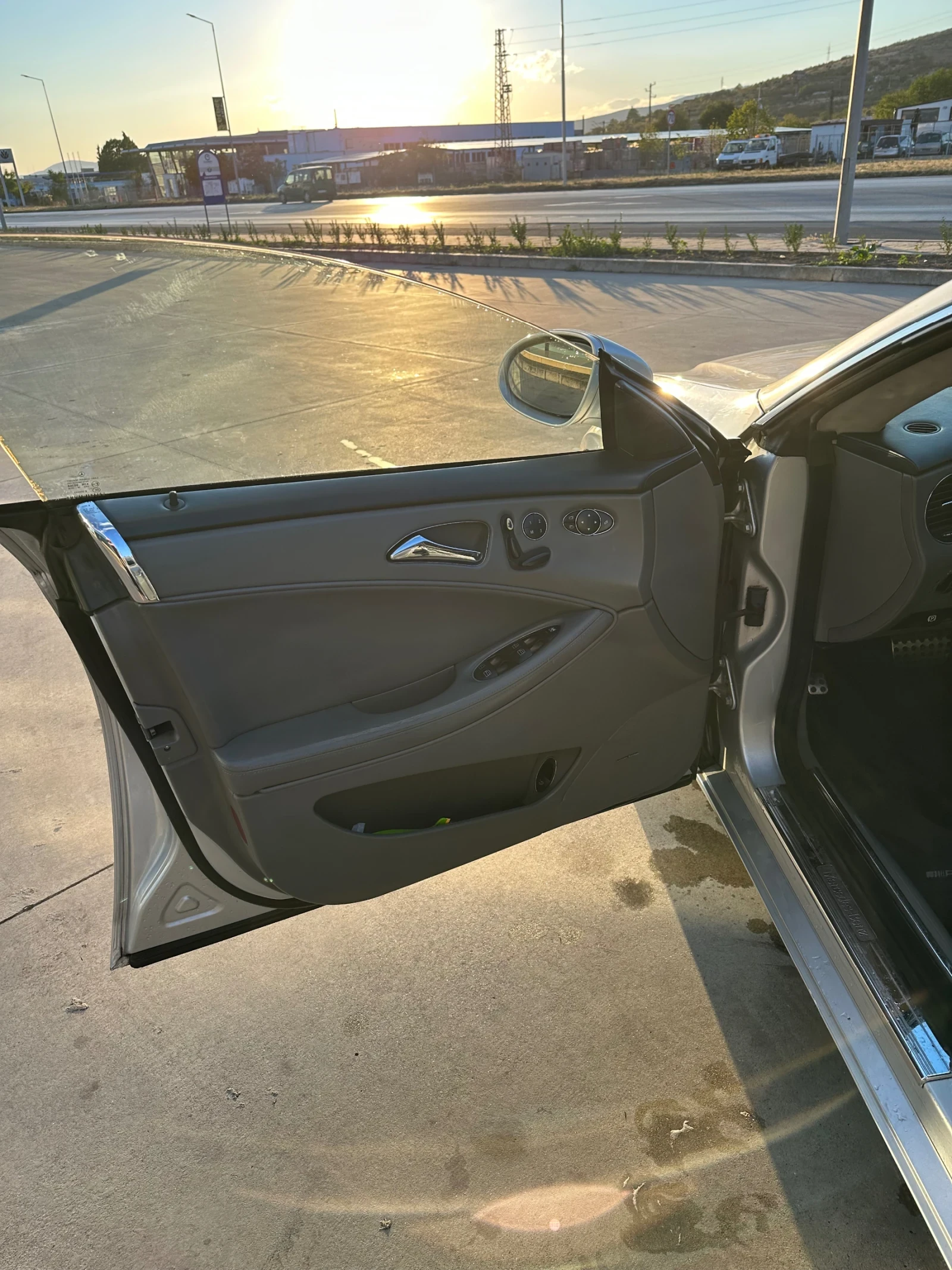 Mercedes-Benz CLS 500 Пружини, LPG, снимка 11 - Автомобили и джипове - 56247317