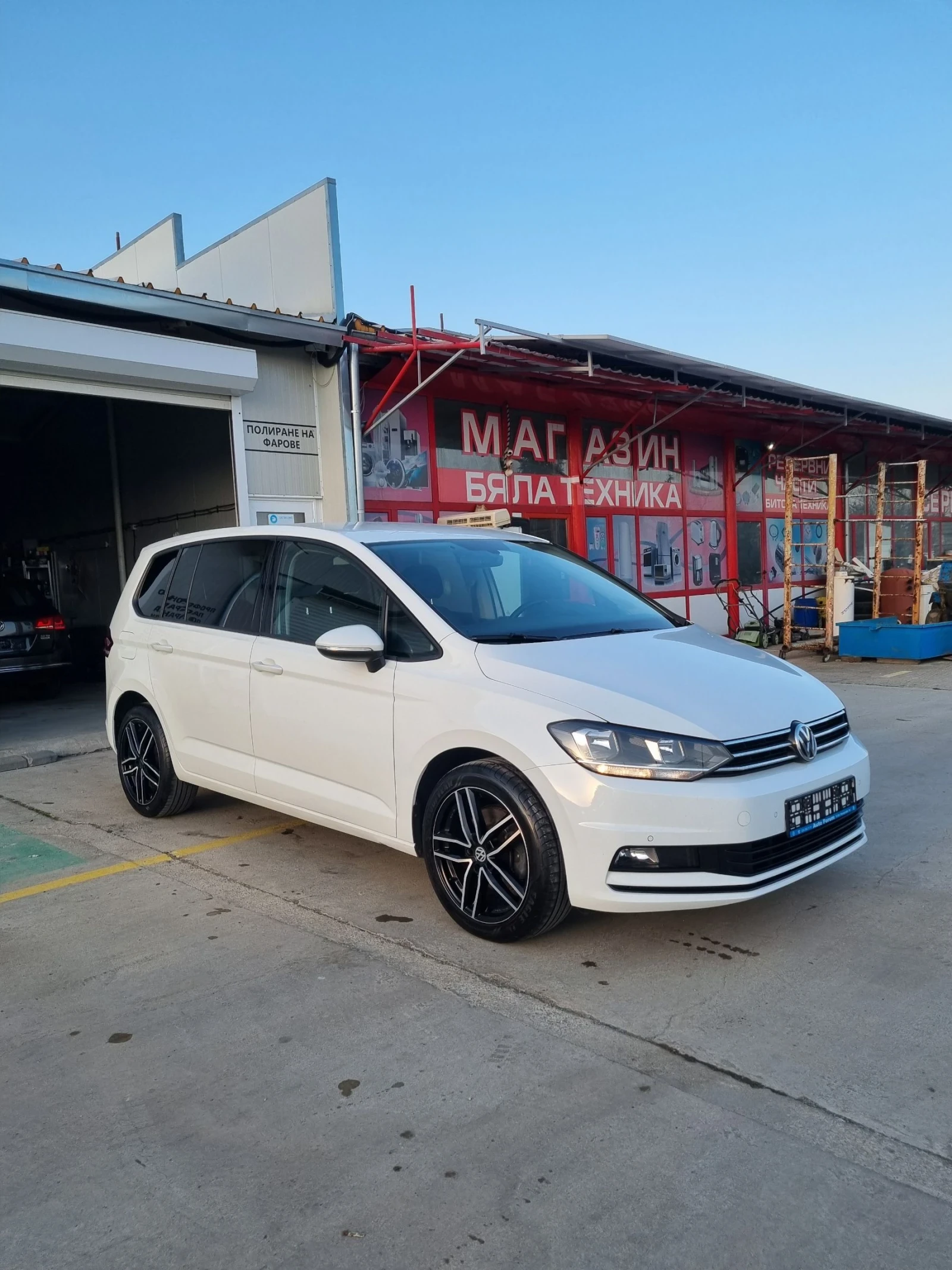 VW Touran 2.0tdi 150коня DSG Автомат