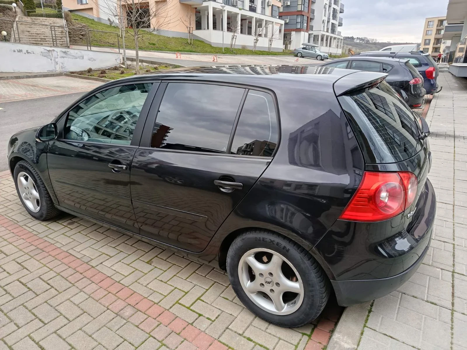 VW Golf 1.6 FSI | Mobile.bg � ����������� 3