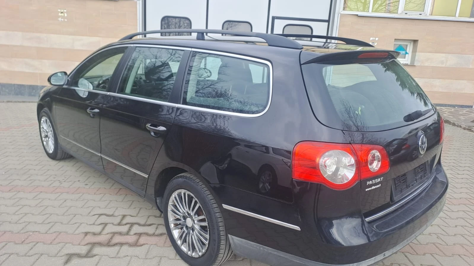 VW Passat 1.9, снимка 6 - Автомобили и джипове - 54218321