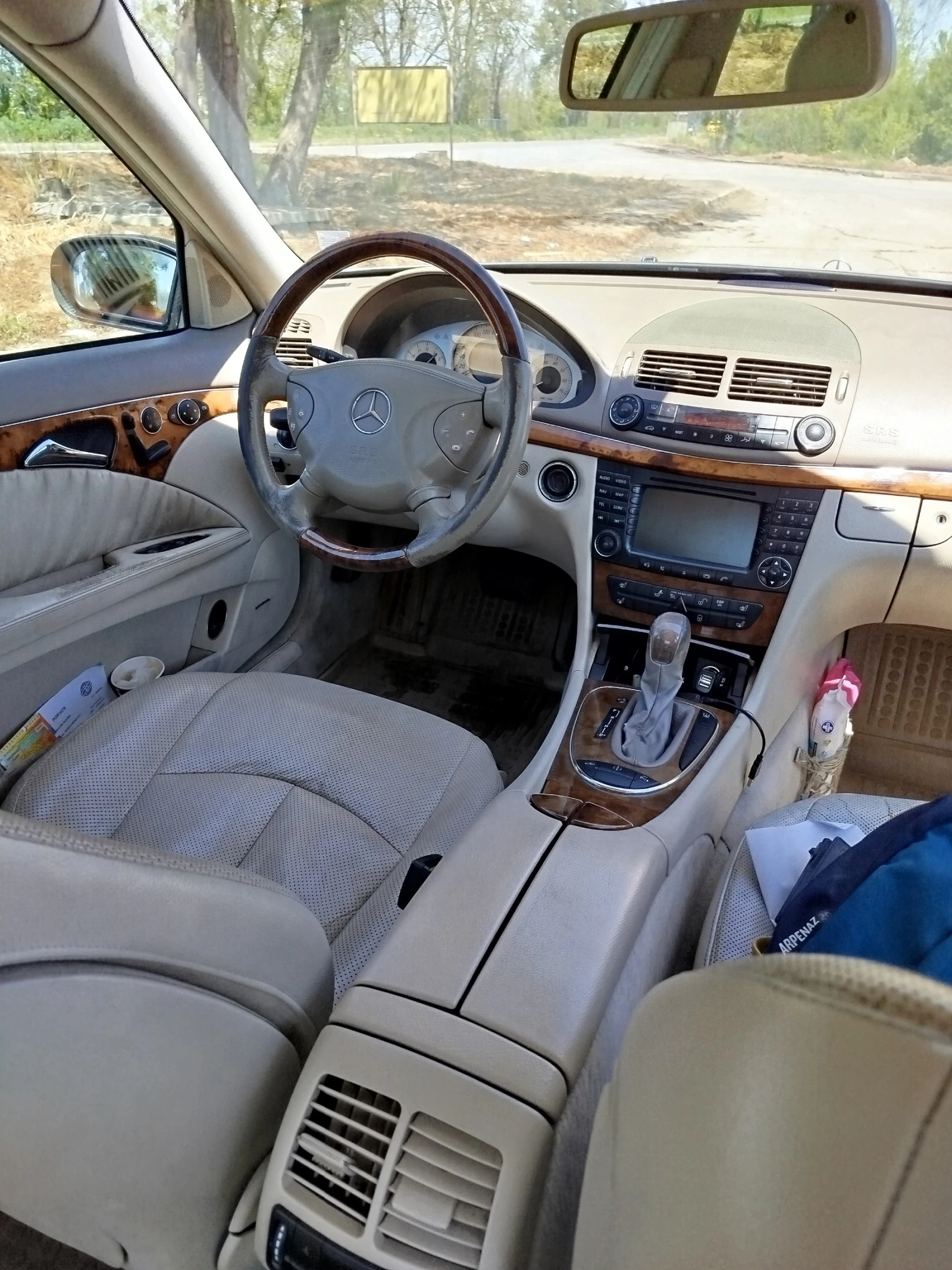 Mercedes-Benz E 500, снимка 7 - Автомобили и джипове - 54478801