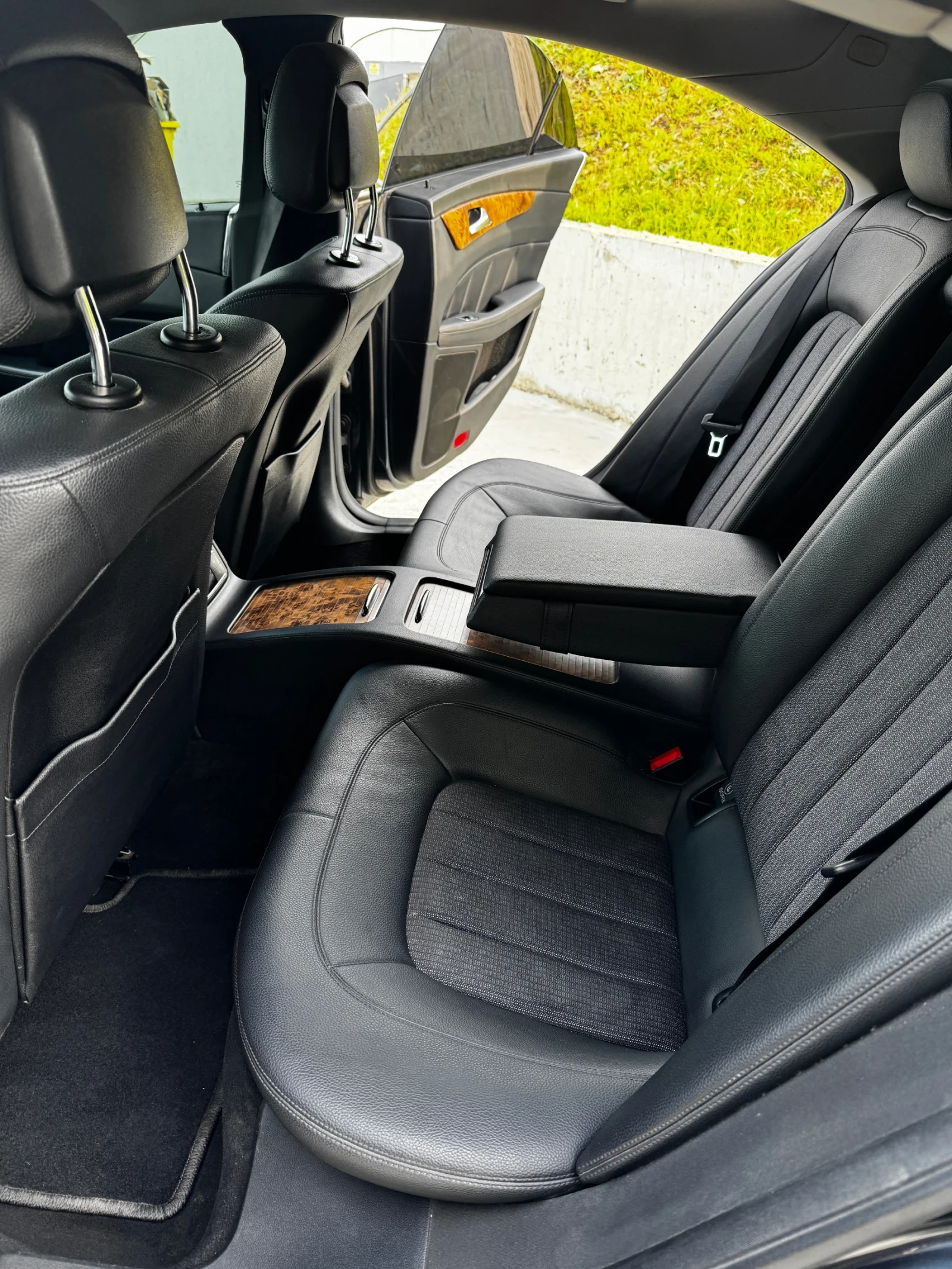 Mercedes-Benz CLS 350, снимка 7 - Автомобили и джипове - 54577955