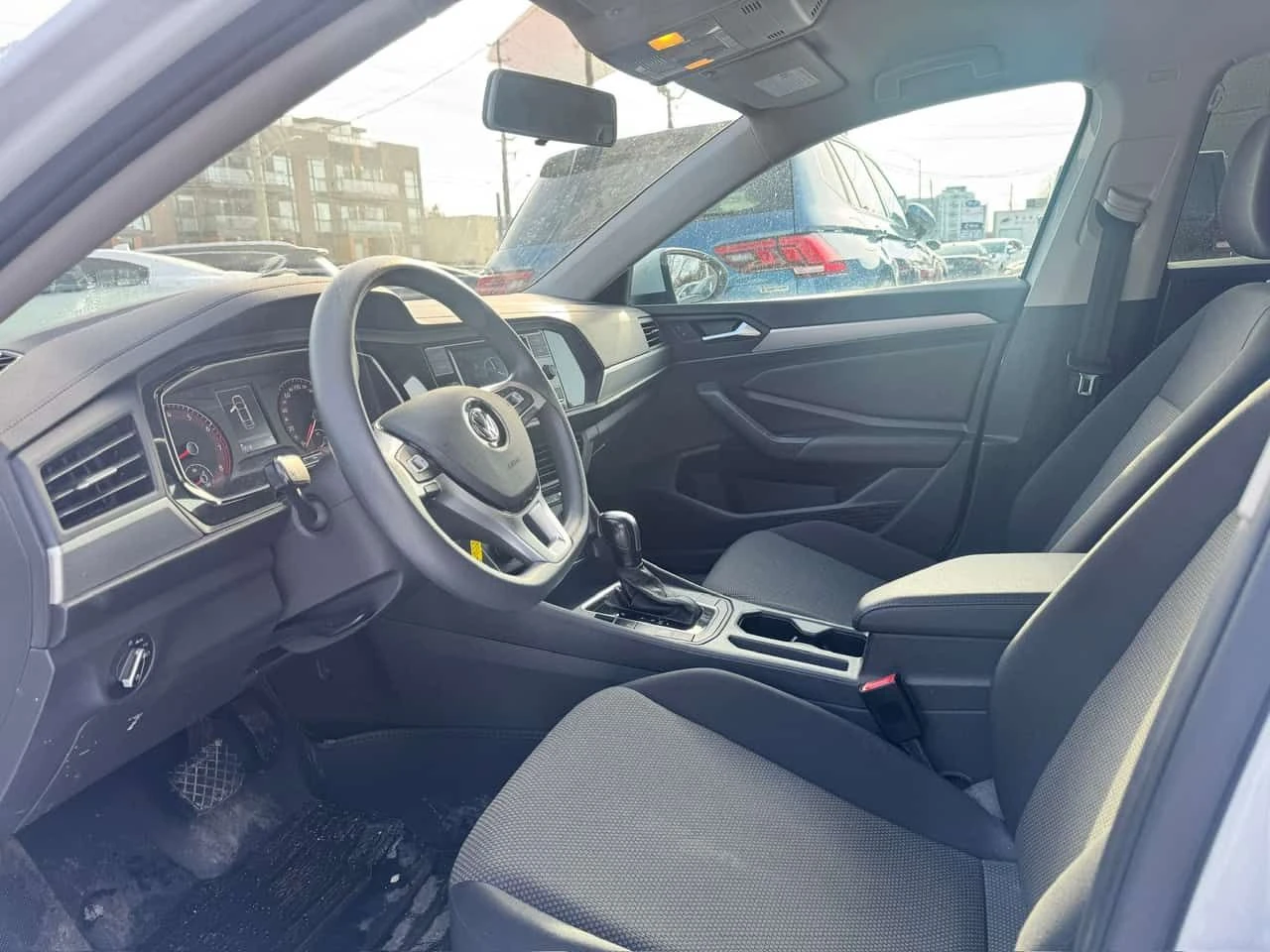 VW Jetta | Comfortline | АВТОКРЕДИТ БЕЗ ПЪРВОНАЧАЛНА ВНОСКА, снимка 5 - Автомобили и джипове - 54918079