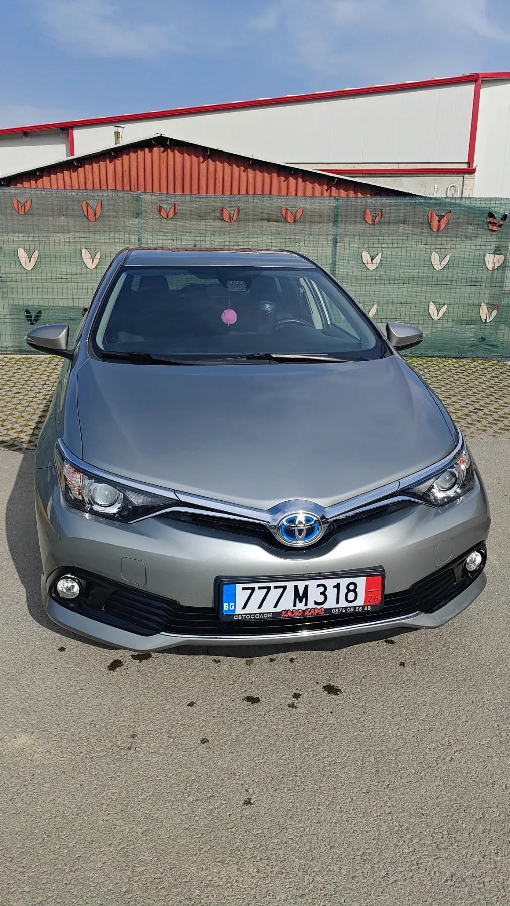 Toyota Auris 1.8 HYBRID / FACELIFT / NAVI / CAMERA / EURO 6B, снимка 2 - Автомобили и джипове - 55234379