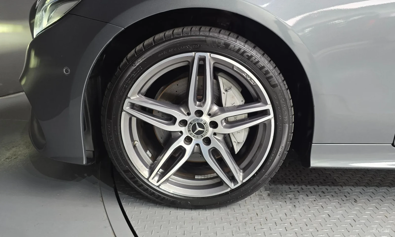 Mercedes-Benz E 220 AMG_LINE* SAMO ZADNO* TOP CENA* TEXNOTEST* , снимка 5 - Автомобили и джипове - 55294716