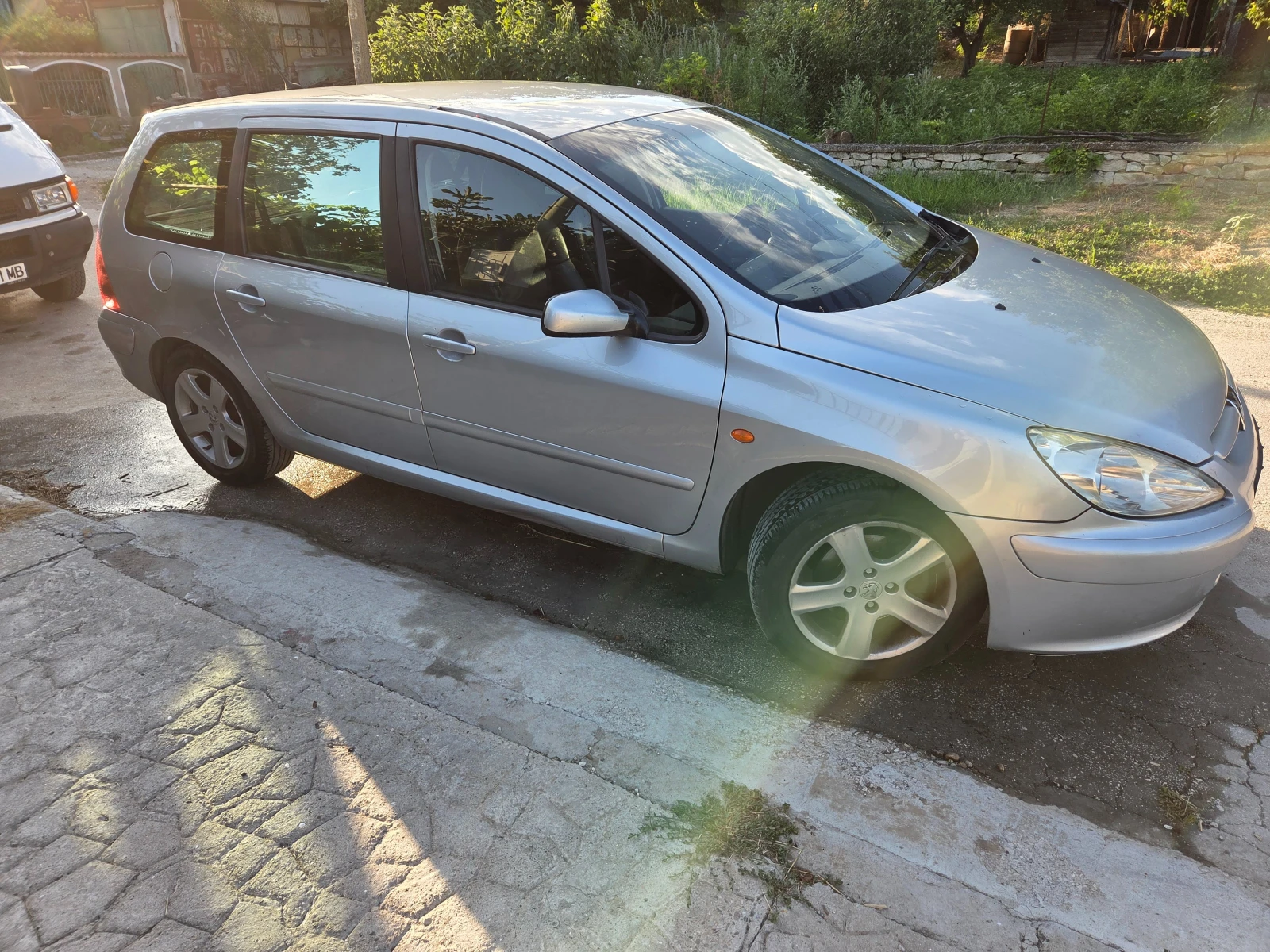 Peugeot 307 E 2.0 HDi, снимка 16 - Автомобили и джипове - 55429033