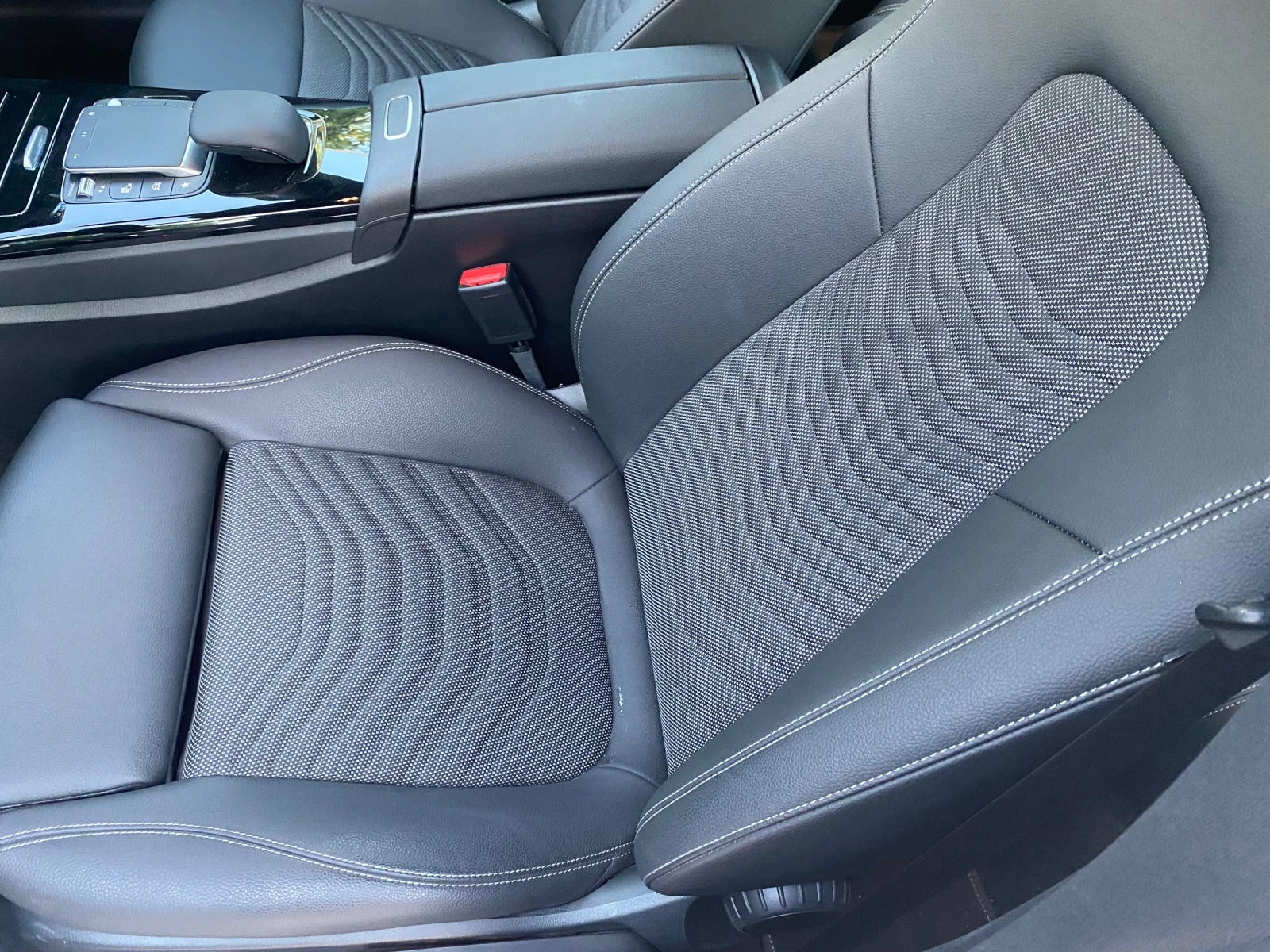 Mercedes-Benz C 200, снимка 13 - Автомобили и джипове - 55543365