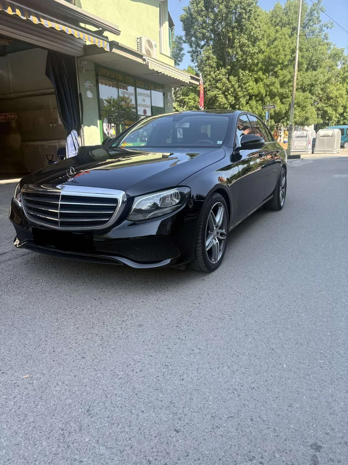 Mercedes-Benz E 200 2.0D Avtomat 9G, снимка 3 - Автомобили и джипове - 55598102
