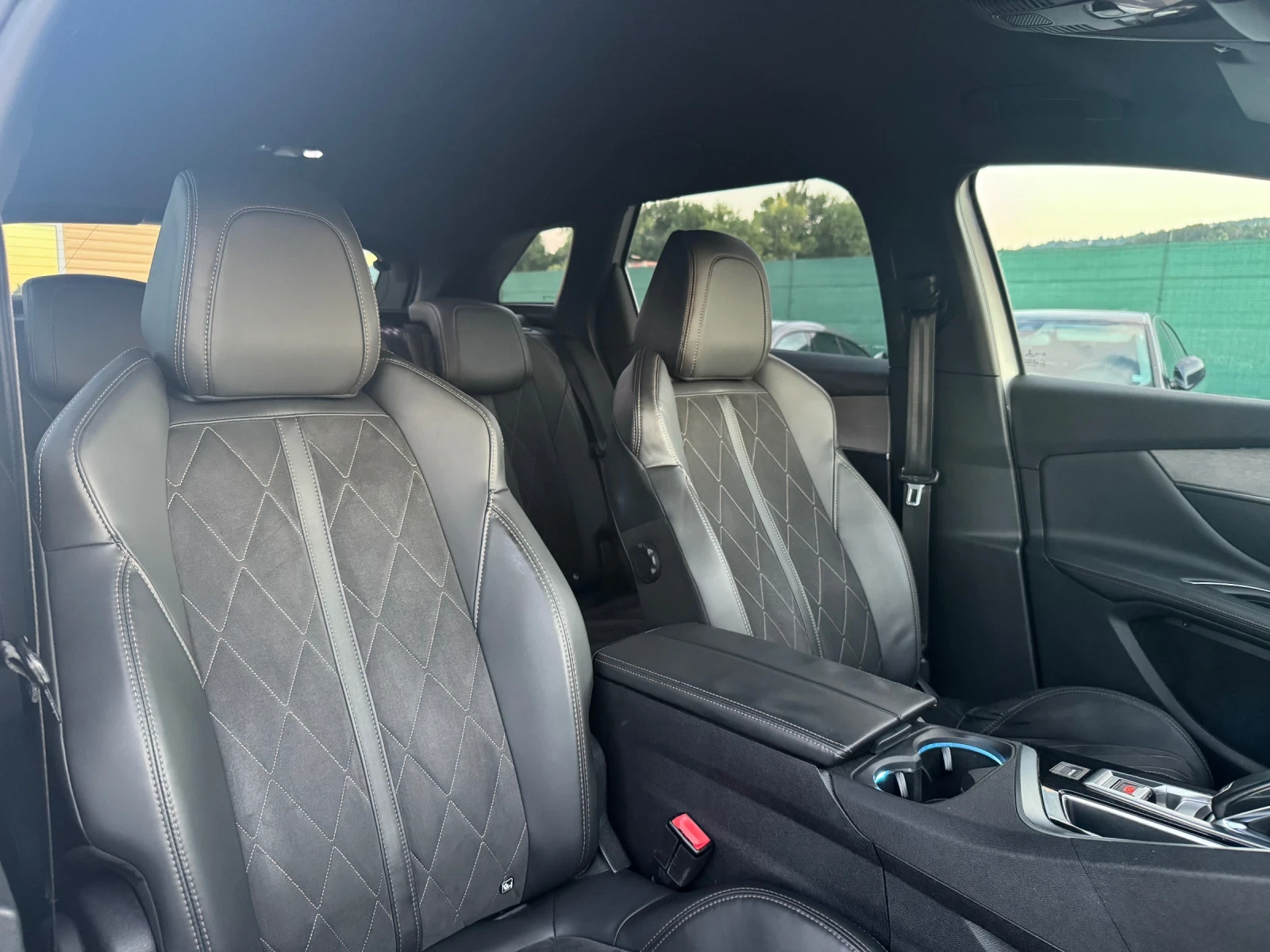 Peugeot 3008 2.0HDI GT Line /СОБСТВЕН ЛИЗИНГ/, снимка 14 - Автомобили и джипове - 55619528