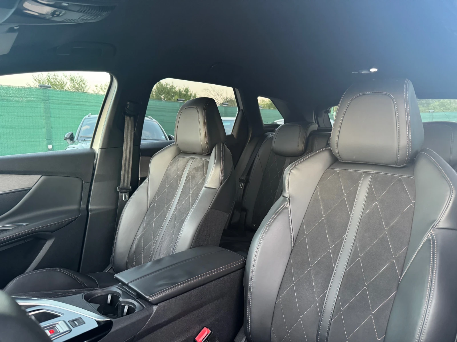 Peugeot 3008 2.0HDI GT Line /СОБСТВЕН ЛИЗИНГ/, снимка 11 - Автомобили и джипове - 55619528
