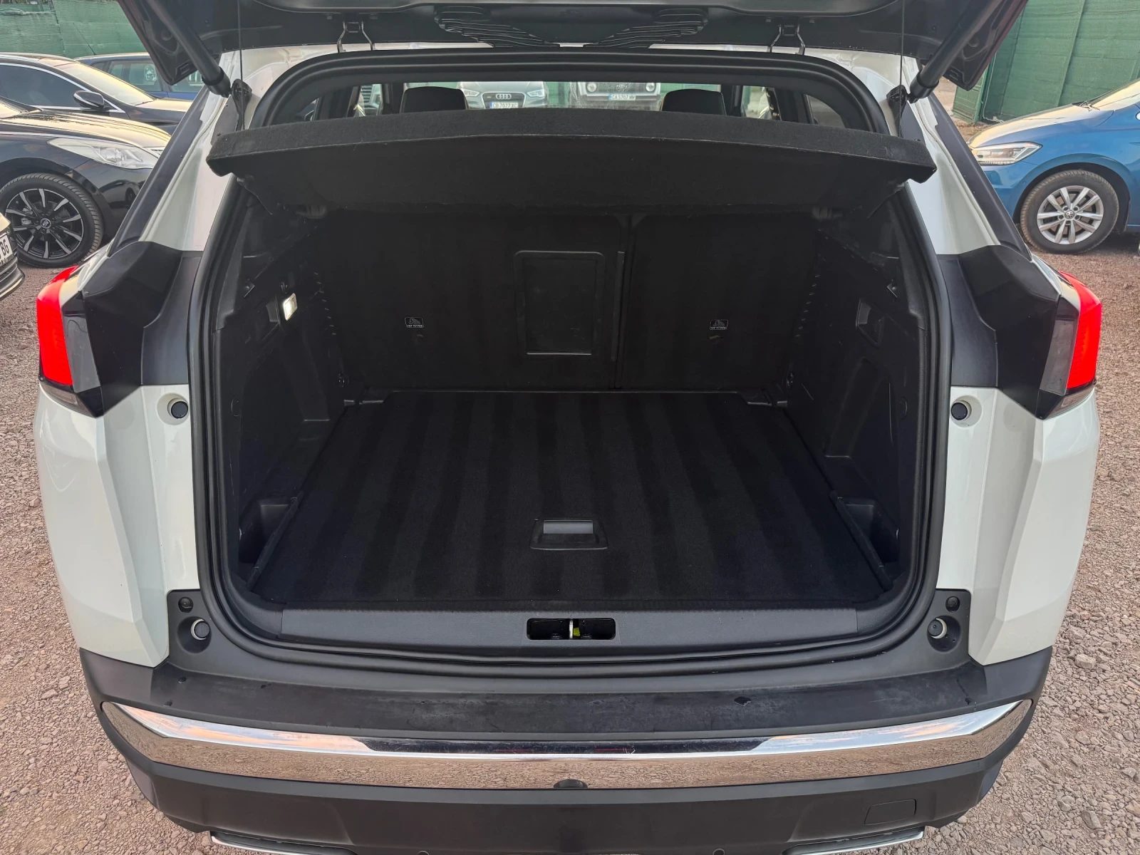 Peugeot 3008 2.0HDI GT Line /СОБСТВЕН ЛИЗИНГ/, снимка 7 - Автомобили и джипове - 55619528