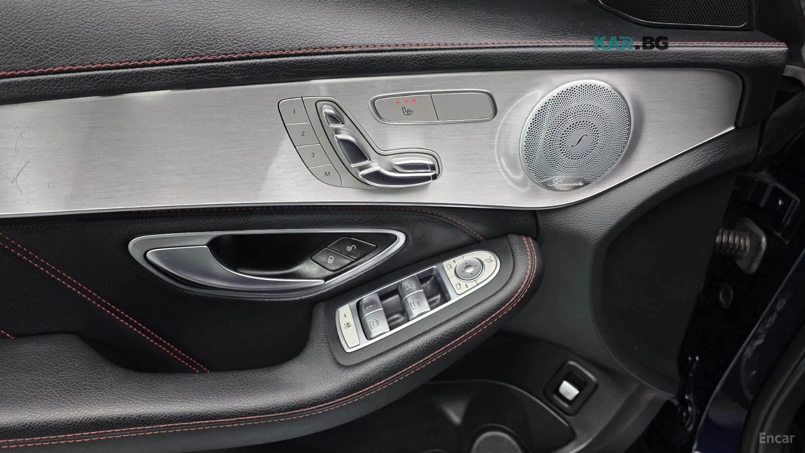 Mercedes-Benz C 43 AMG 4MATIC* HUD* КОЖА* НАВИ* ПАНО* АВТОКРЕДИТ, снимка 16 - Автомобили и джипове - 55709405
