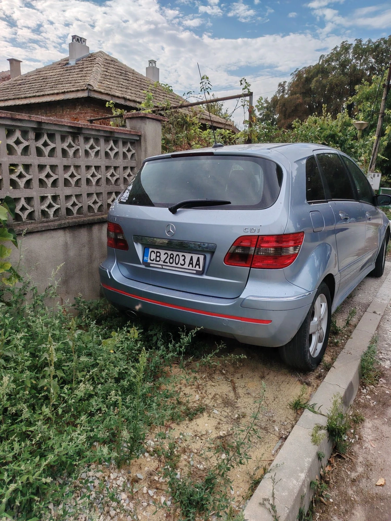 Mercedes-Benz B 180, снимка 3 - Автомобили и джипове - 55829811
