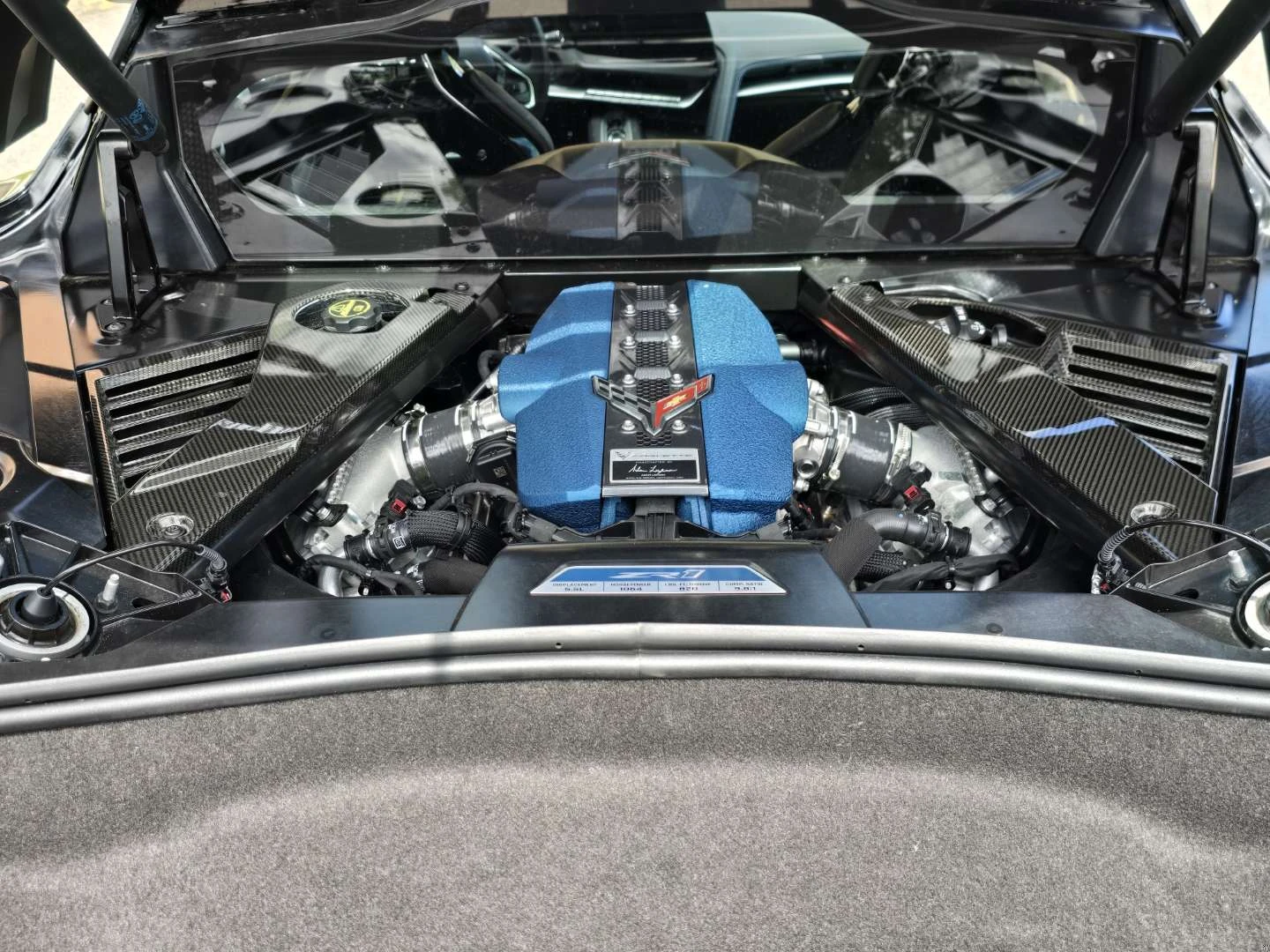 Chevrolet Corvette ZR1* Carbon Aero, снимка 14 - Автомобили и джипове - 56040295
