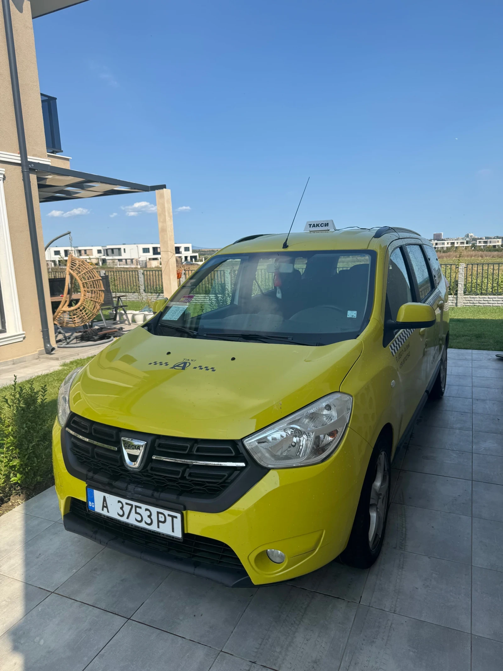 Dacia Lodgy 1.6* LPG* 7 Места, снимка 2 - Автомобили и джипове - 56060132