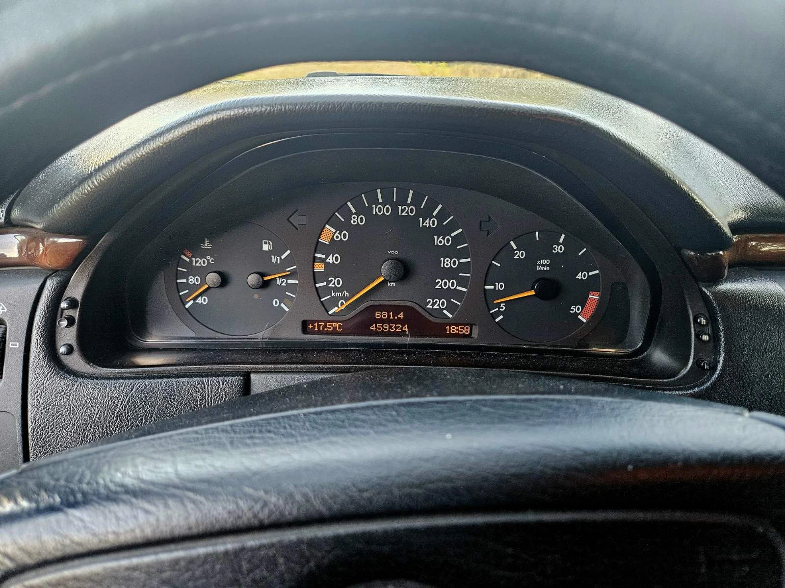 Mercedes-Benz E 290 | Mobile.bg � ����������� 10