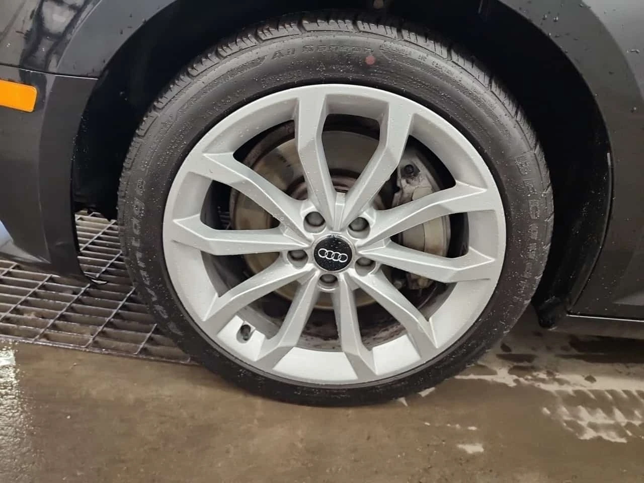 Audi A4  PROGRESSIV * CARFAX * БЕЗ ПЪРВОНАЧАЛНА ВНОСКА, снимка 6 - Автомобили и джипове - 56260863