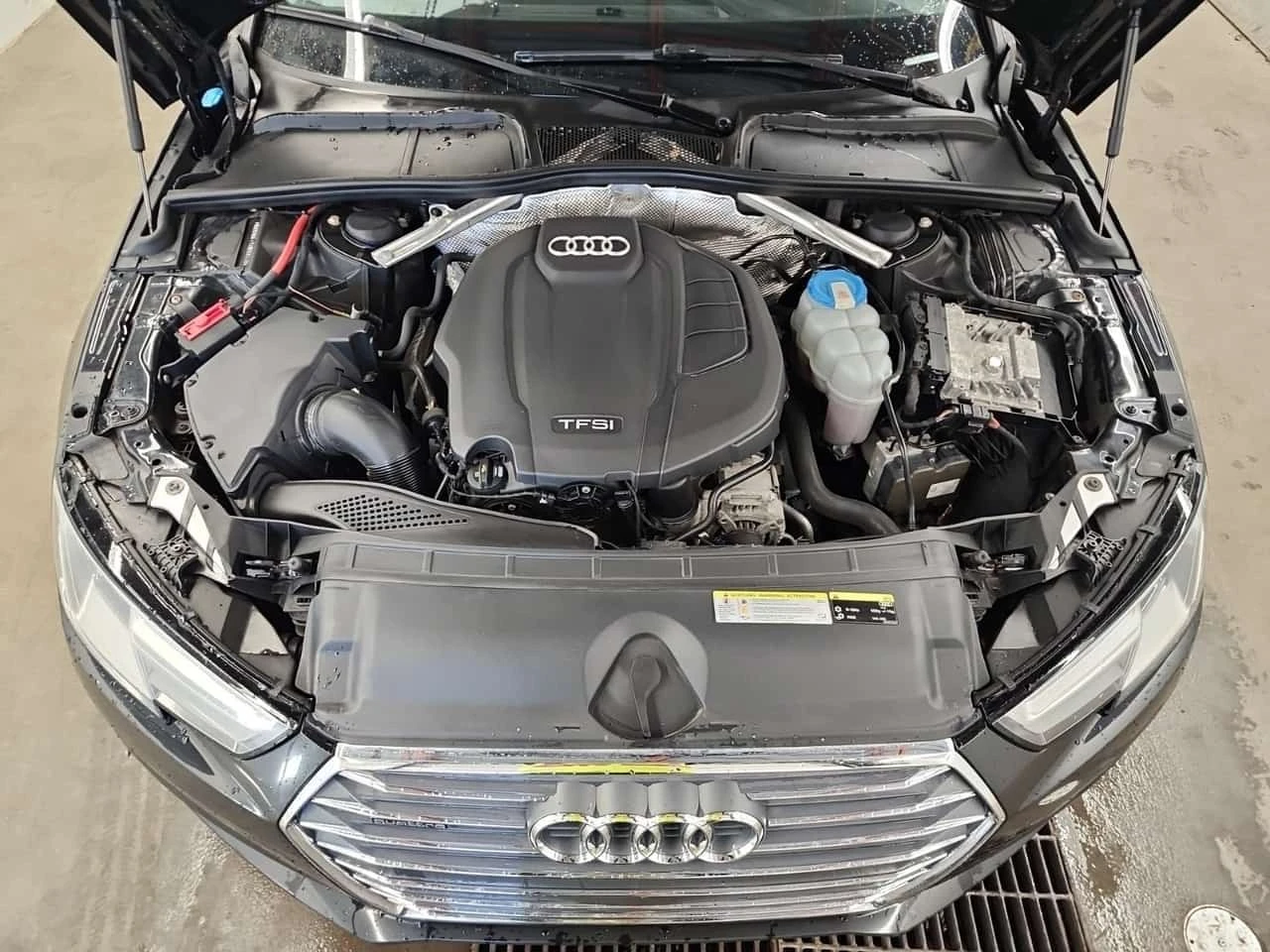Audi A4  PROGRESSIV * CARFAX * БЕЗ ПЪРВОНАЧАЛНА ВНОСКА, снимка 16 - Автомобили и джипове - 56260863