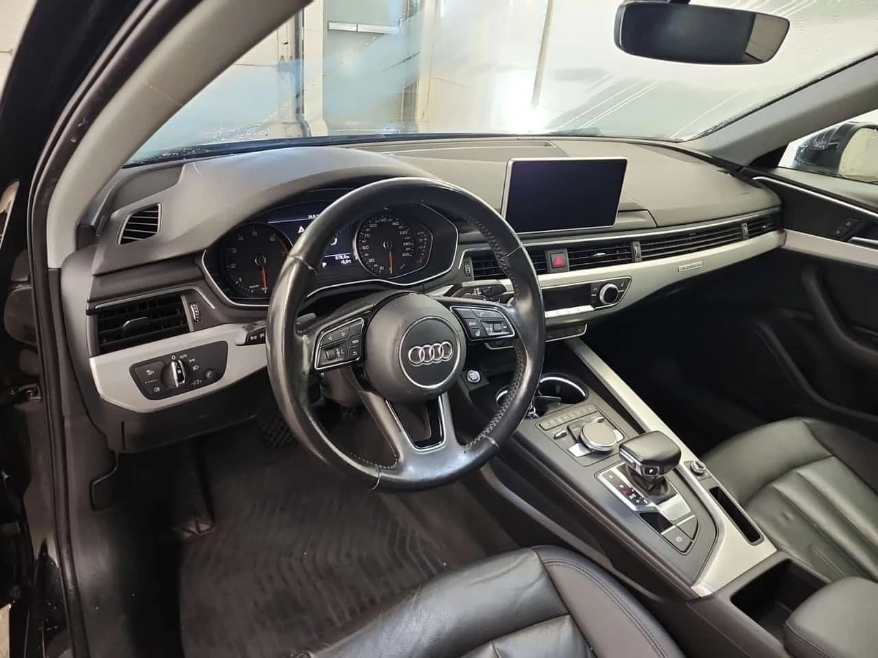 Audi A4  PROGRESSIV * CARFAX * БЕЗ ПЪРВОНАЧАЛНА ВНОСКА, снимка 10 - Автомобили и джипове - 56260863
