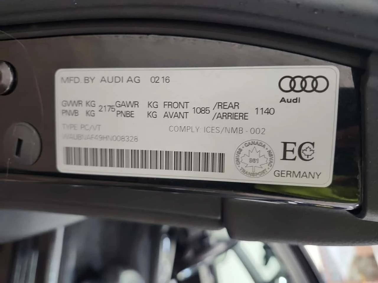 Audi A4  PROGRESSIV * CARFAX * БЕЗ ПЪРВОНАЧАЛНА ВНОСКА, снимка 15 - Автомобили и джипове - 56260863