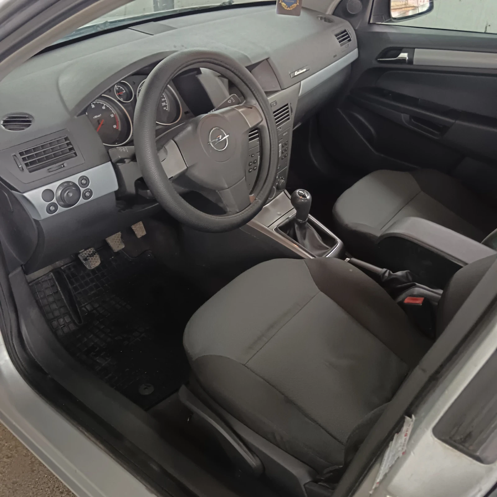 Opel Astra, снимка 12 - Автомобили и джипове - 56535250