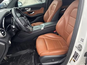 Mercedes-Benz GLC 300 * 4MATIC * ДИГИТАЛНО * ПОДГРЕВИ * ПАМЕТ * PANO, снимка 6