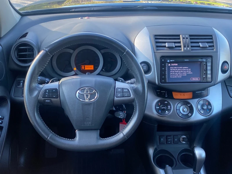 Toyota Rav4 2.0i/Aвтомат/Нави/Подгрев, снимка 9 - Автомобили и джипове - 47446588