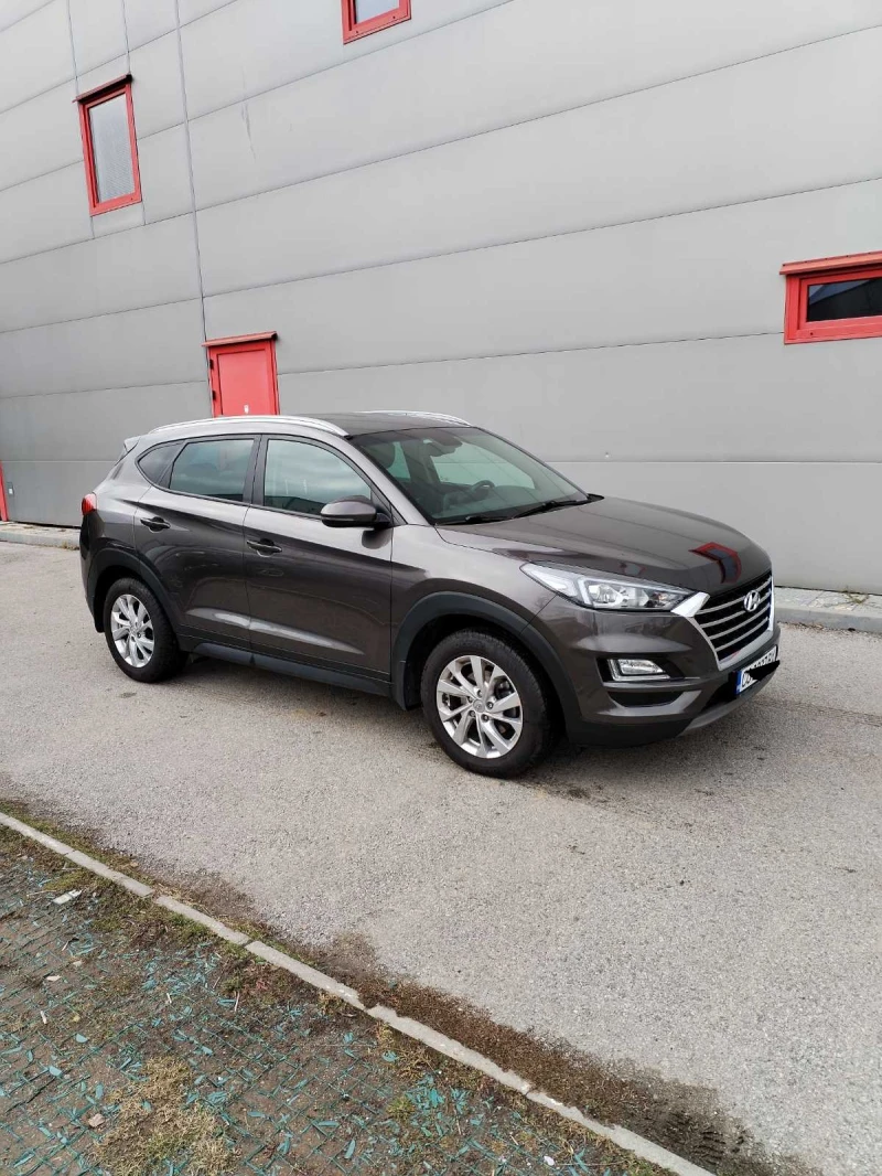 Hyundai Tucson TLE, снимка 2 - Автомобили и джипове - 48332205