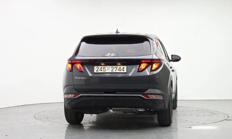 Hyundai Tucson Diesel 2.0 2WD Modern * НАЙ-ДОБРА ЦЕНА В БЪЛГАРИЯ*, снимка 4 - Автомобили и джипове - 52046222
