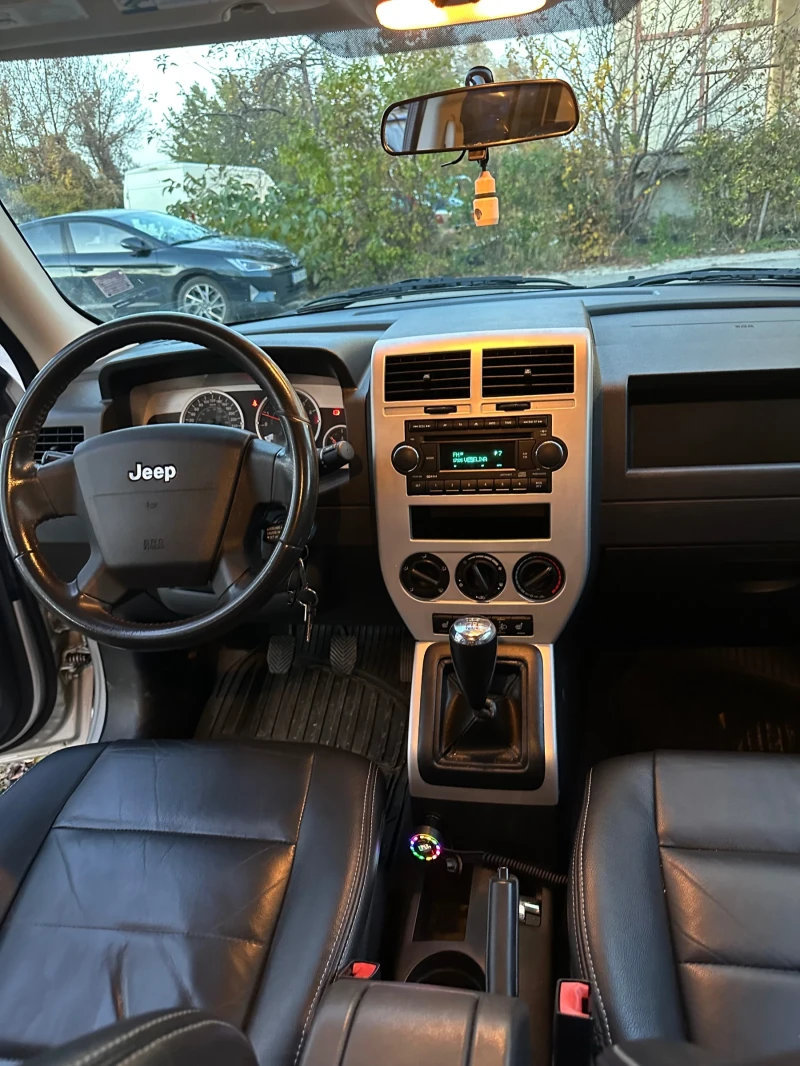 Jeep Patriot, снимка 11 - Автомобили и джипове - 52422518