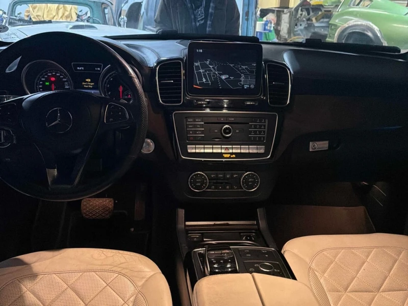Mercedes-Benz GLS 450 * CARFAX * БЕЗ ПЪРВОНАЧАЛНА ВНОСКА, снимка 9 - Автомобили и джипове - 53182820