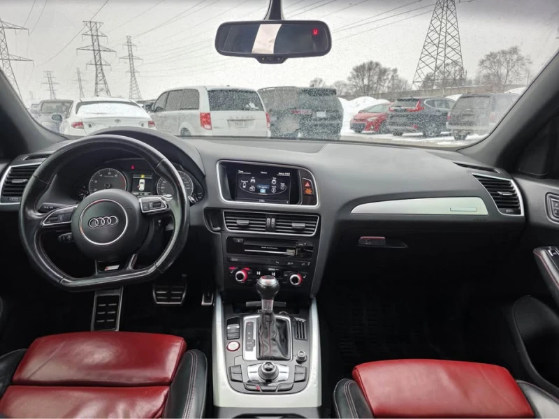 Audi SQ5 RED INT * PANO * CARFAX * АВТОКРЕДИТ * , снимка 9 - Автомобили и джипове - 53524469