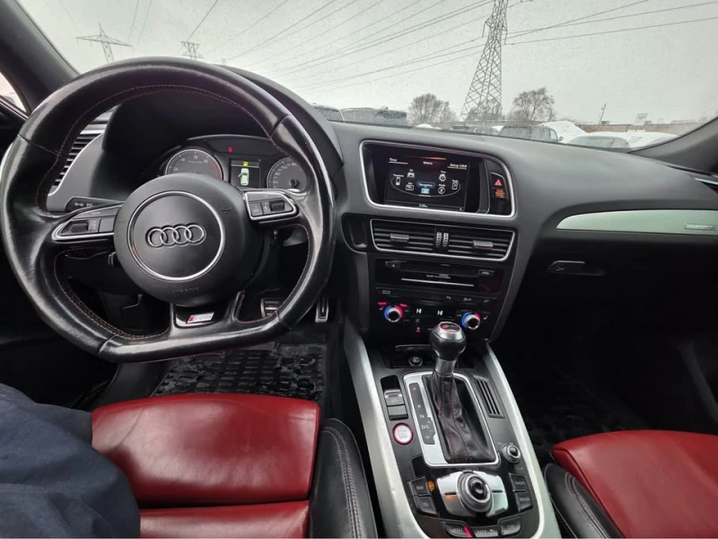 Audi SQ5 RED INT * PANO * CARFAX * АВТОКРЕДИТ * , снимка 7 - Автомобили и джипове - 53524469