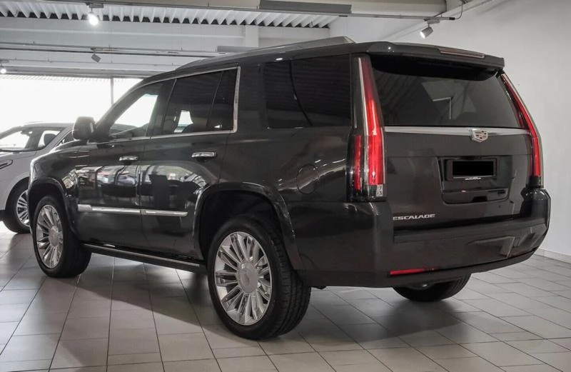 Cadillac Escalade 6.2 V8 - изображение 3