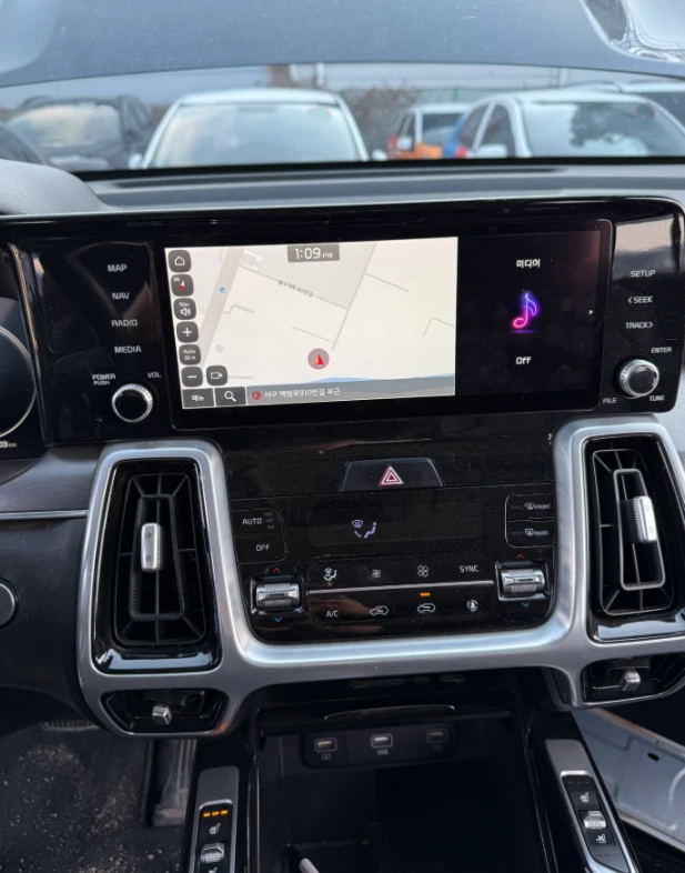 Kia Sorento 2.2 CRDI 4x4 - OЧАКВАН ВНОС, снимка 5 - Автомобили и джипове - 54146055