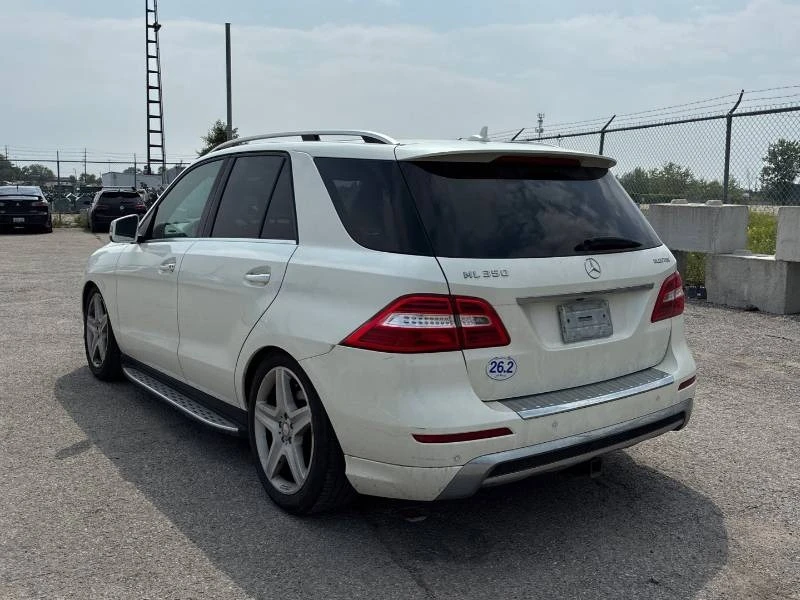 Mercedes-Benz ML 350 * BlueTEC * 2 КЛЮЧА * ДЖАНТИ С ГУМИ * КАМЕРА, снимка 6 - Автомобили и джипове - 55920059