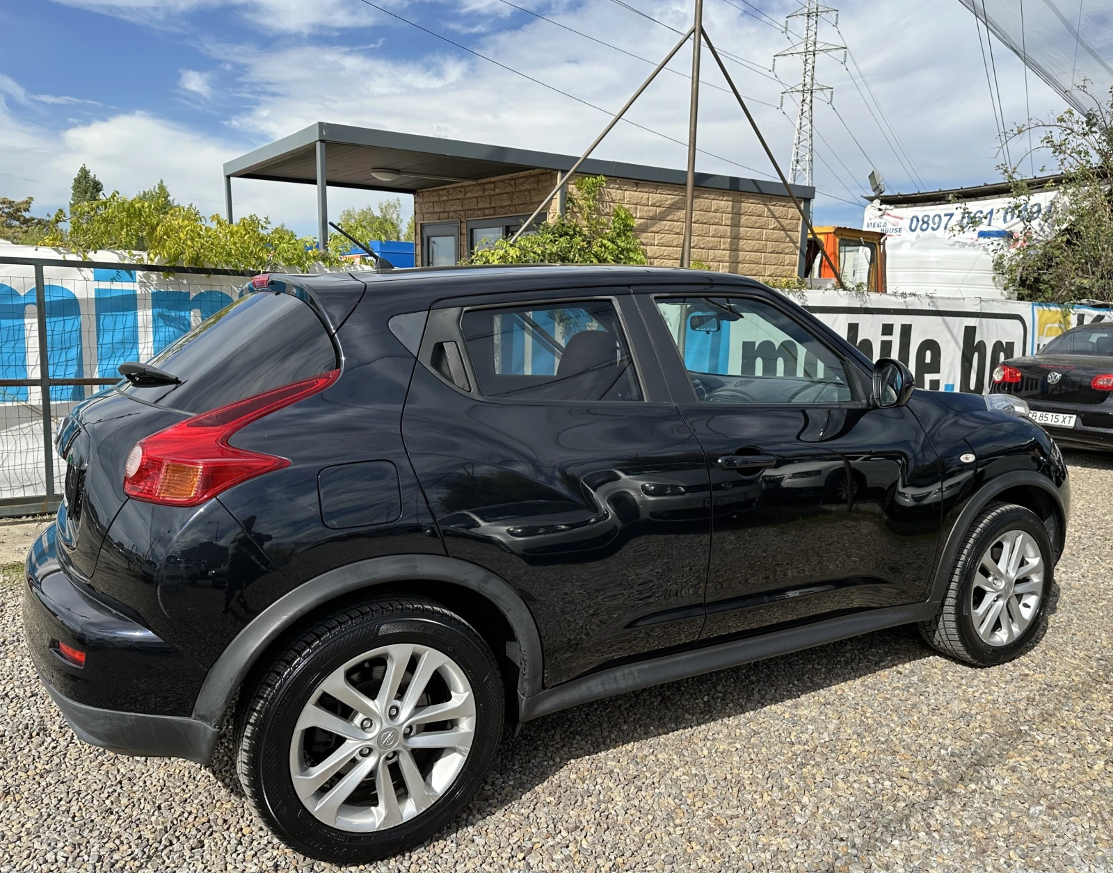 Nissan Juke 1.6T AUT/4x4/NAVI/КОЖА - изображение 4