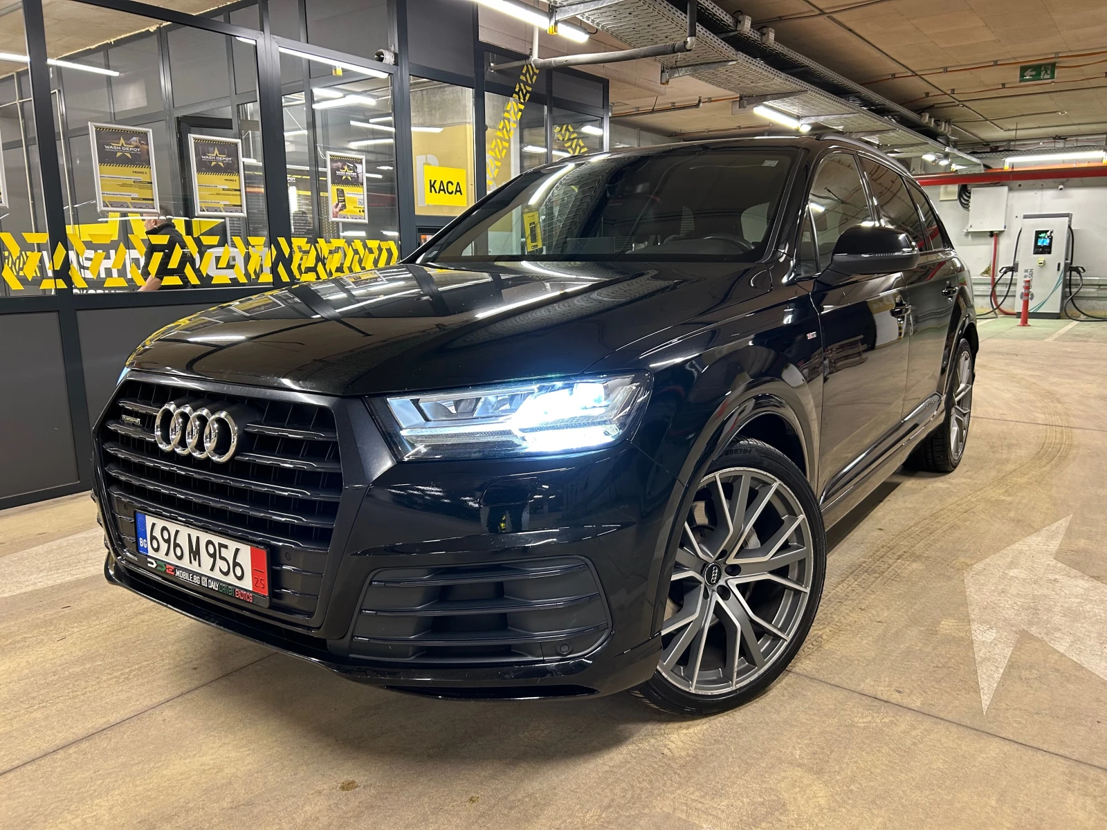 Audi Q7 3/2019* 7 МЕСТЕН* S-line* 22ки* mihev Sport Plus | Mobile.bg — изображение 1