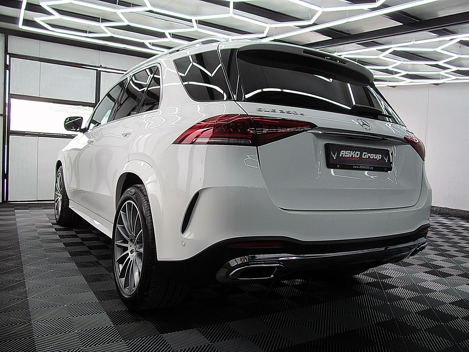 Mercedes-Benz GLE 350 AMG-Line/9gt/4-Matic/360-kamera/FUL/СОБСТВЕН ЛИЗИН - изображение 6