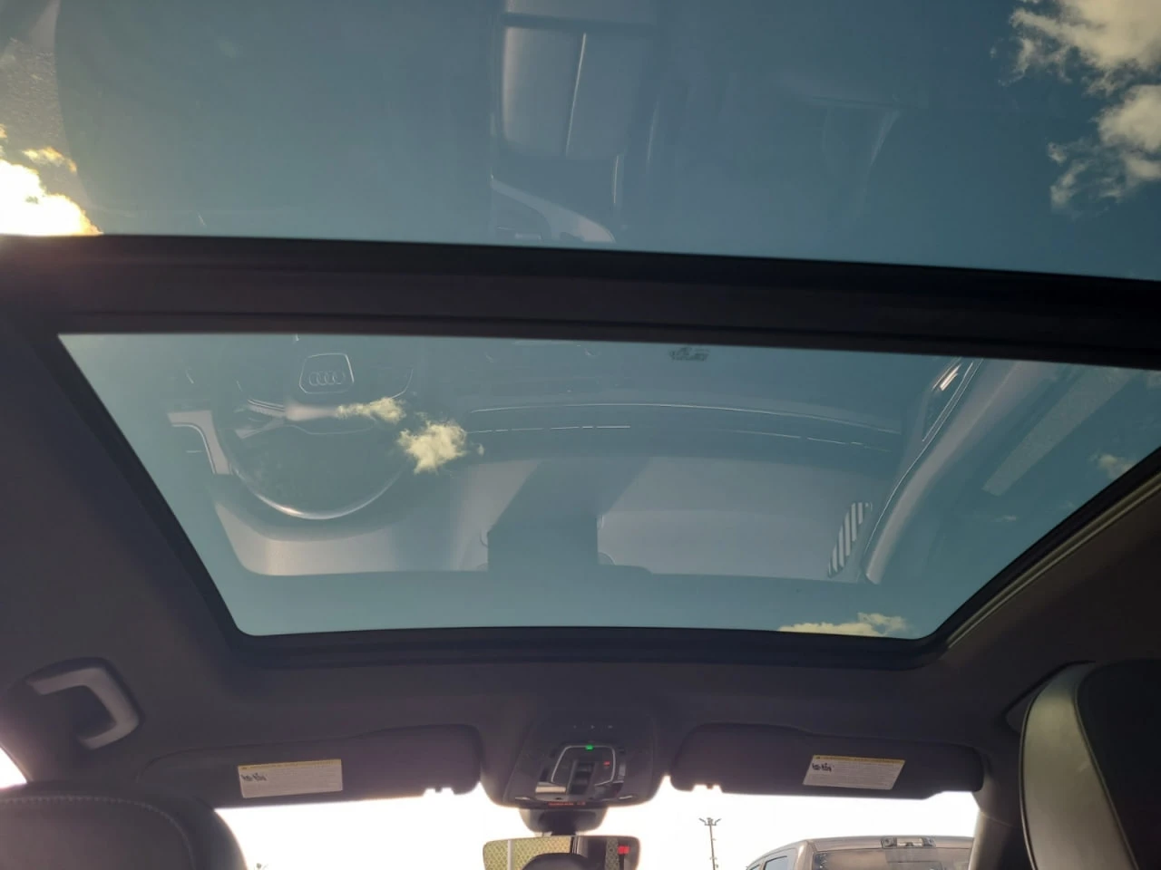 Audi Q7 * АВТО КРЕДИТ* ЦЕНА ДО БГ * СЕРВИЗНА ИСТОРИЯ *  - изображение 6