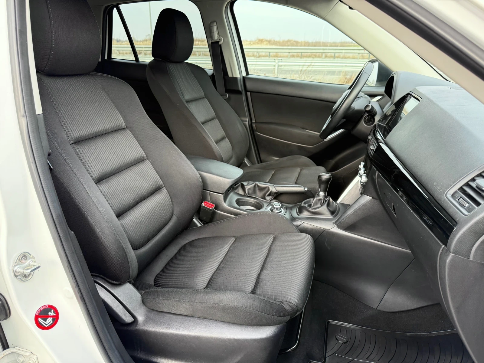 Mazda CX-5 2.0 SKYACTIV / WHITE PEARL / NAVI / CAMERA / XENON - изображение 10