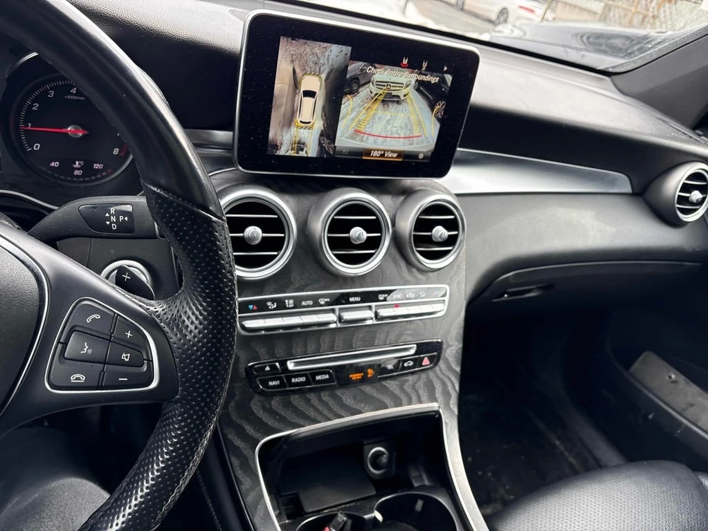 Mercedes-Benz GLC 300 4MATIC * 360 КАМЕРА* ПАНОРАМА* ПОДГРЕВ НА ВОЛАНА*  - изображение 9