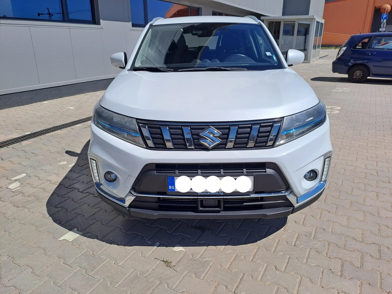 Suzuki Vitara 1.4 GL+ Booster Jet HYBRID 4X4 - изображение 2