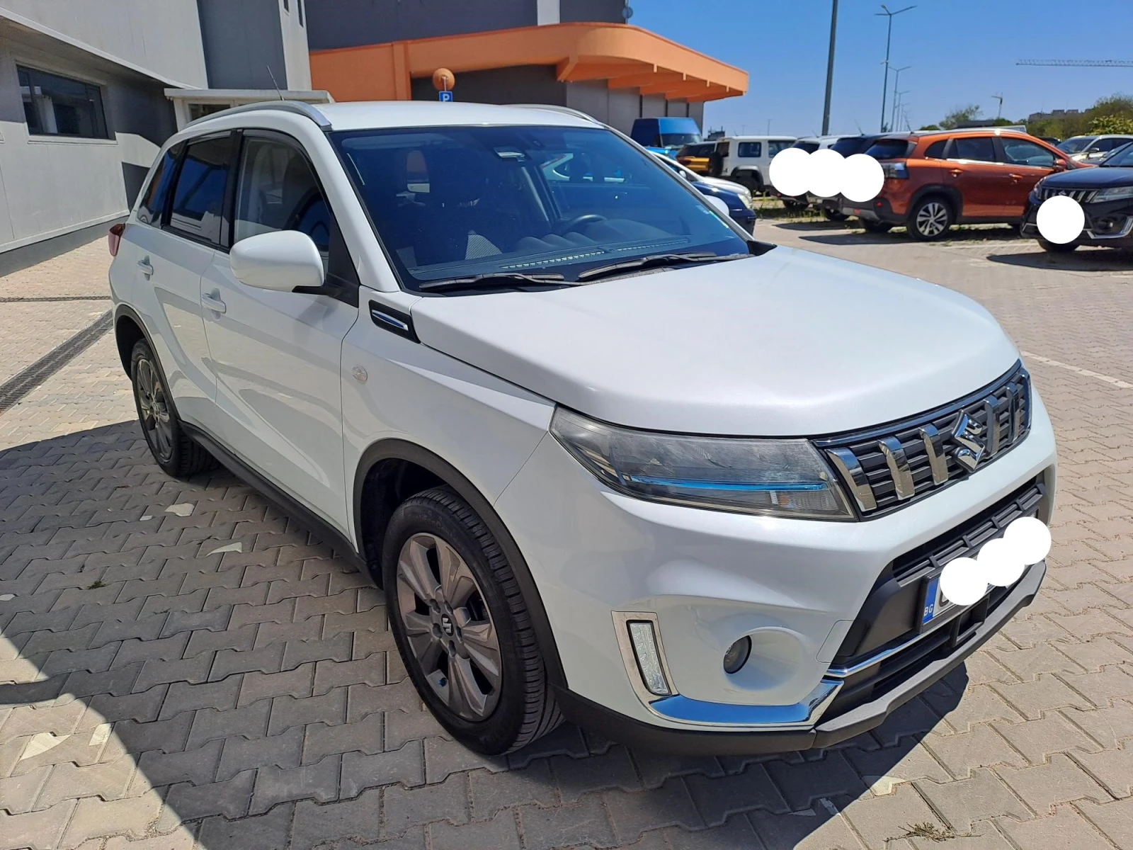 Suzuki Vitara 1.4 GL+ Booster Jet HYBRID 4X4 - изображение 3