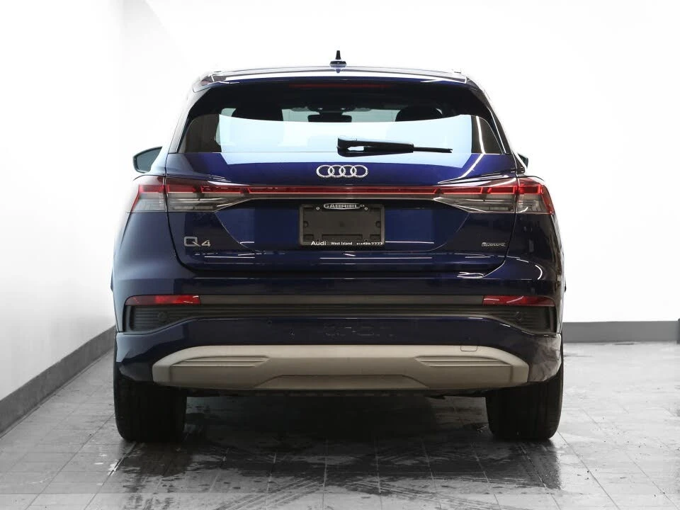 Audi Q4 * E-TRON* QUATTRO* KOMFORT50* , снимка 4 - Автомобили и джипове - 54183424