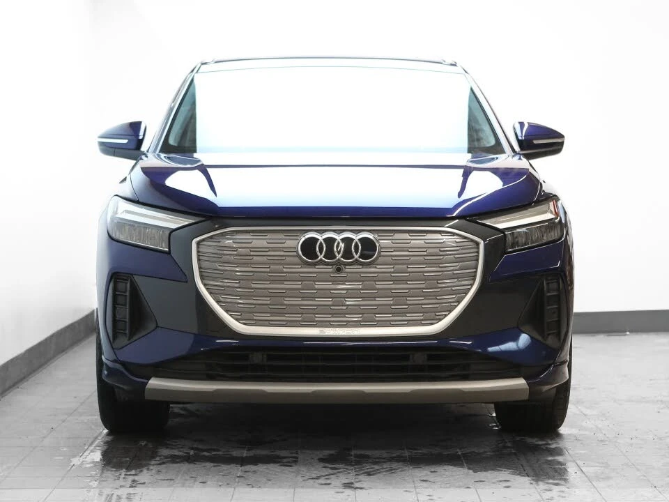 Audi Q4 * E-TRON* QUATTRO* KOMFORT50* , снимка 2 - Автомобили и джипове - 54183424