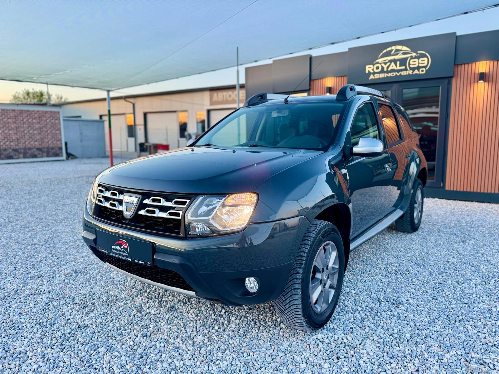 Dacia Duster ::Lauréate::1.6 LPG::2 ���������� | Mobile.bg � ����������� 2