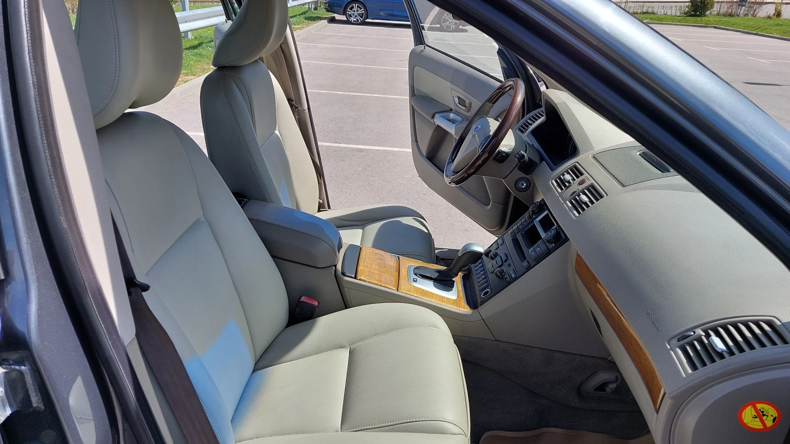 Volvo Xc90, снимка 9 - Автомобили и джипове - 54415359