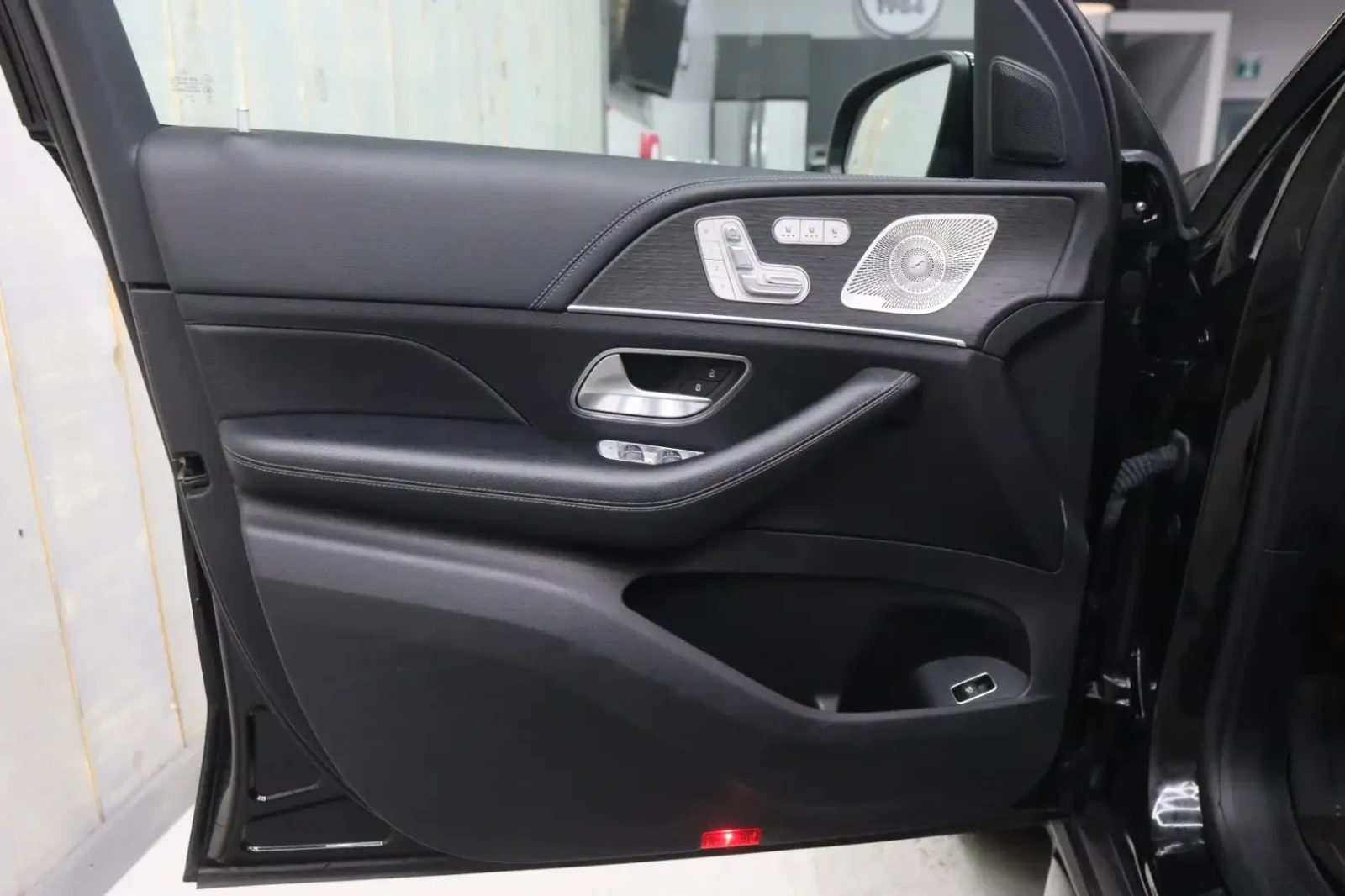 Mercedes-Benz GLS, снимка 11 - Автомобили и джипове - 54838006